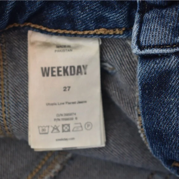 Weekday Flare Wide Leg Jeans - Picture 3 of 8